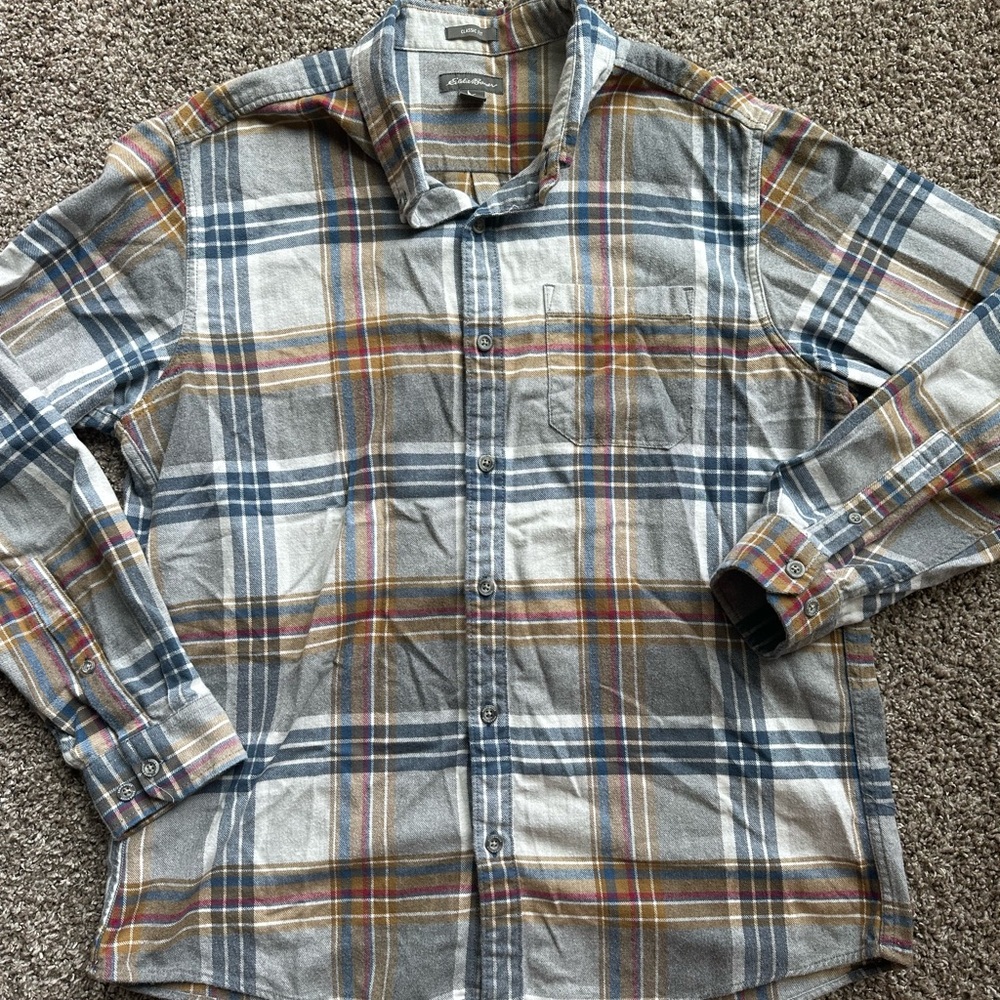 Men’s Eddie Bauer Flannel/Button Down Shirt Size Large